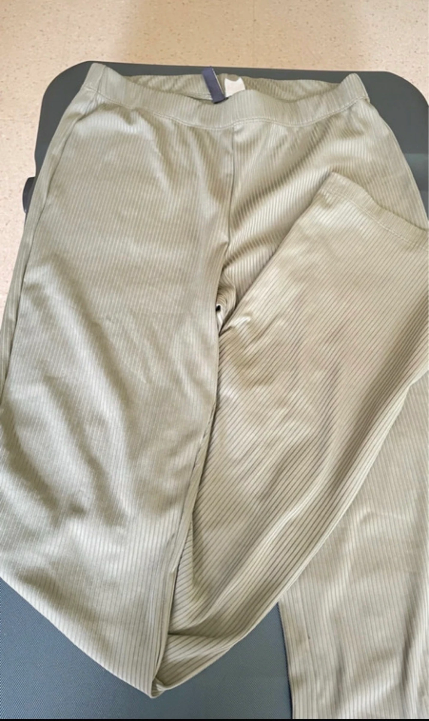 Pantalon patte d'eph vert - H&M - taille S